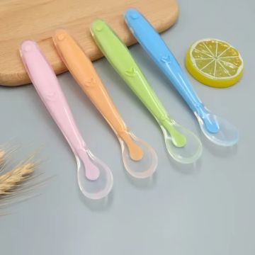 Силиконовая ложка   Сердечко    8046